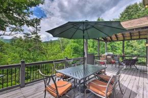 Peaceful Pisgah Mountain Getaway with Hot Tub!, Brevard